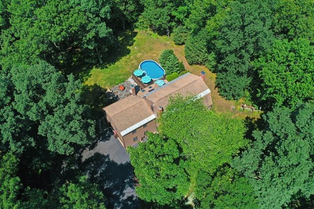 245 Albee Road, Uxbridge, MA 01569