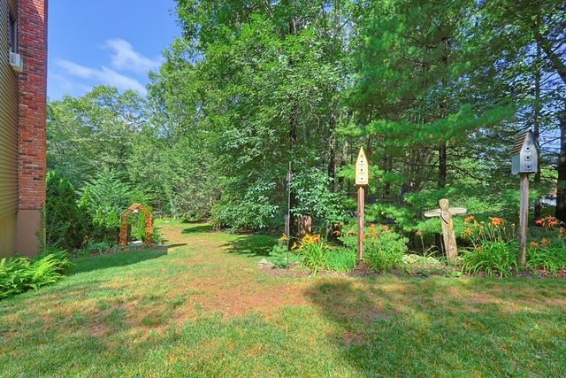 245 Albee Road, Uxbridge, MA 01569