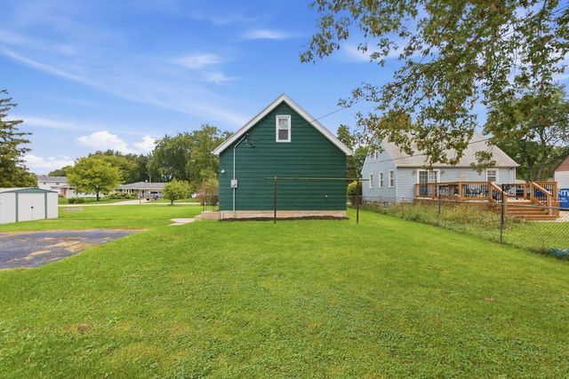 5953 S Phillips STREET, Milwaukee, WI 53221