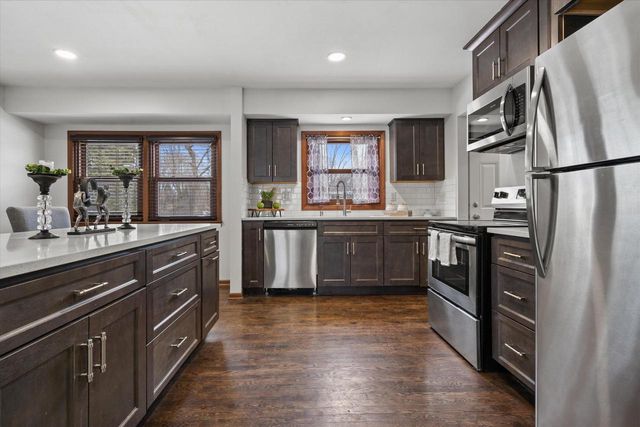 4430 N Brookfield ROAD, Brookfield, WI 53045