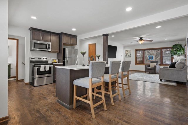 4430 N Brookfield ROAD, Brookfield, WI 53045