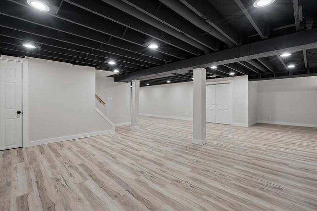 4430 N Brookfield ROAD, Brookfield, WI 53045