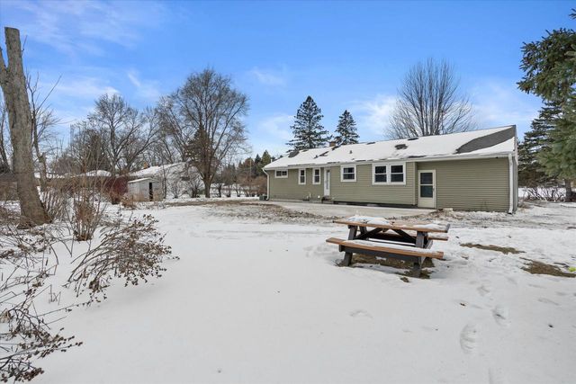 4430 N Brookfield ROAD, Brookfield, WI 53045