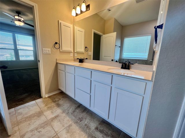 5100 Lazy Court DR, Austin, TX 78724