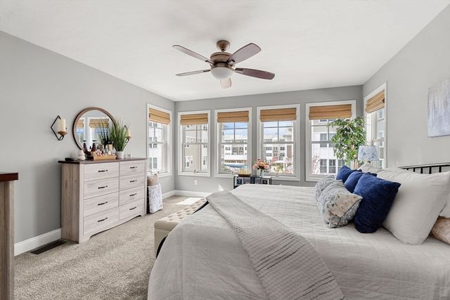 38 Stonehaven Dr, Weymouth, MA 02190