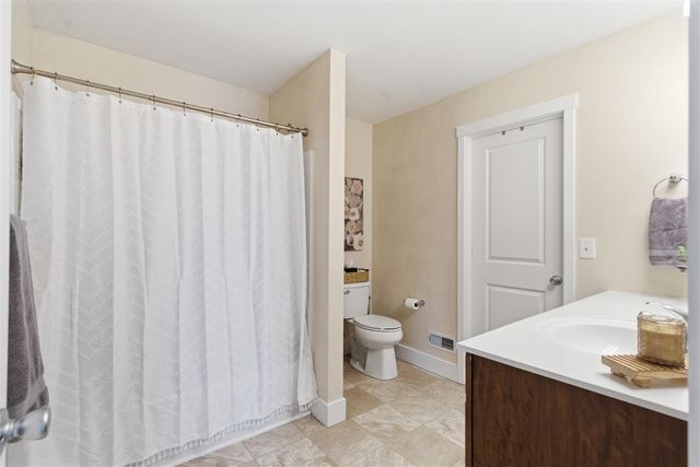 59103 Silvergrass Drive, Mattawan, MI 49071