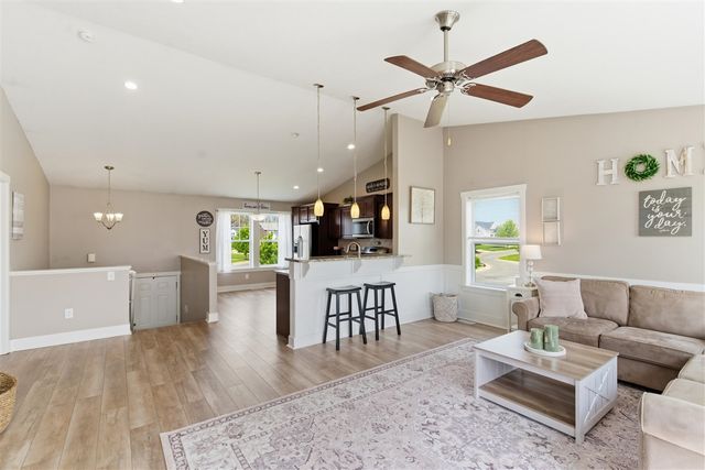 59103 Silvergrass Drive, Mattawan, MI 49071