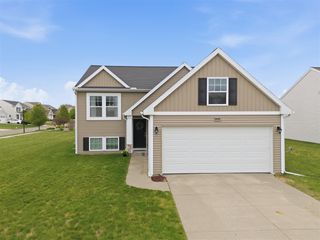 59103 Silvergrass Drive, Mattawan, MI 49071