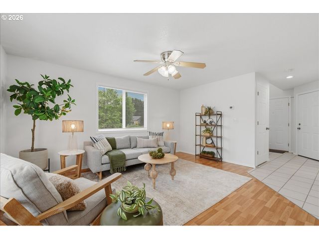 1806 Ne 154TH St, Vancouver, WA 98686