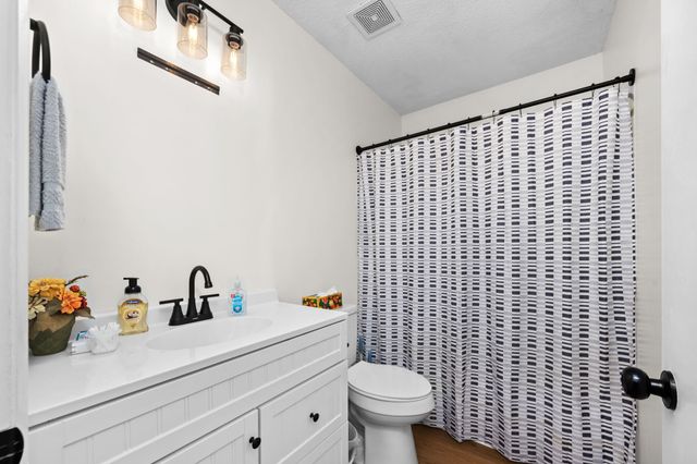 203 Freeman Dr, Lewisburg, TN 37091