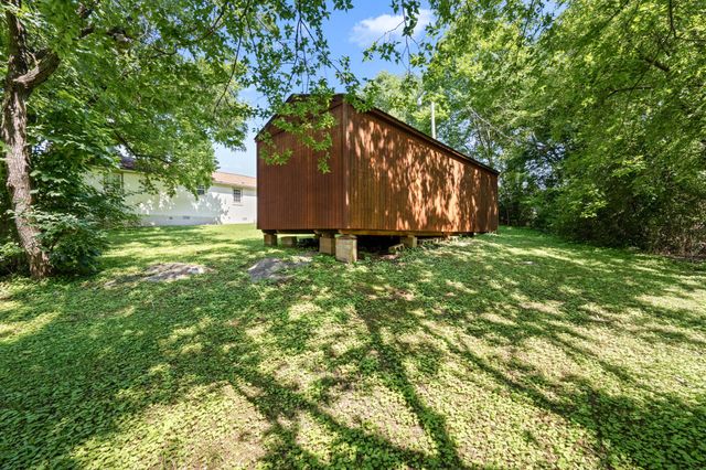 203 Freeman Dr, Lewisburg, TN 37091