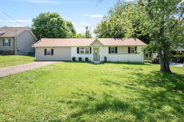 203 Freeman Dr, Lewisburg, TN 37091