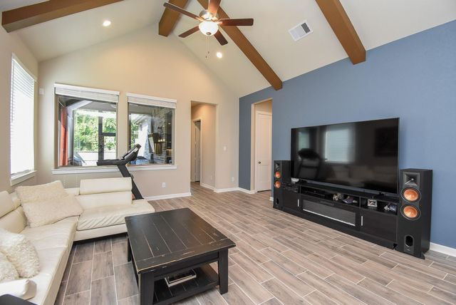 1914 Waters Branch Drive, Missouri City, TX 77459