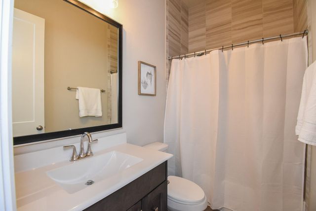 1914 Waters Branch Drive, Missouri City, TX 77459