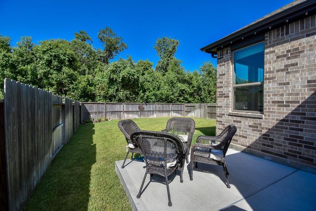 1914 Waters Branch Drive, Missouri City, TX 77459