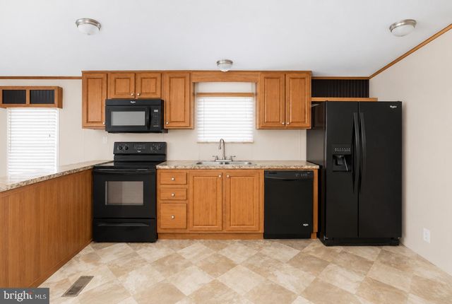996 MARGARITA ST, Lothian, MD 20711