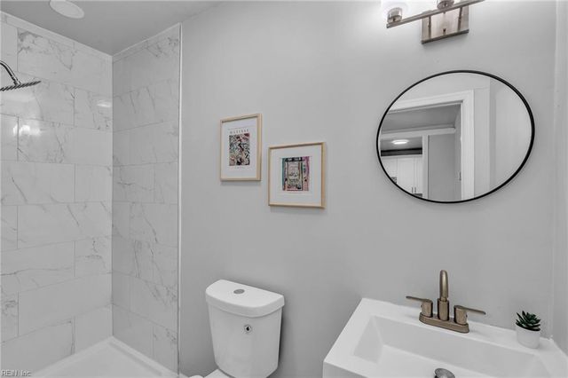 901 Lasser DR, Norfolk, VA 23513
