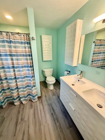 19 Fairview Rd A, Framingham, MA 01701