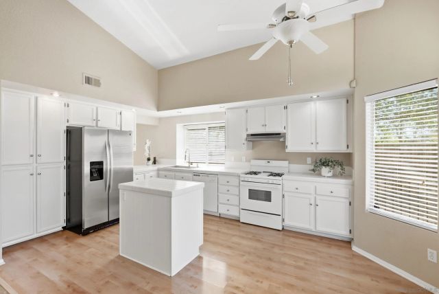 2808 Jed Rd, Escondido, CA 92027