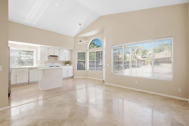 2808 Jed Rd, Escondido, CA 92027