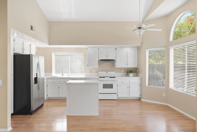 2808 Jed Rd, Escondido, CA 92027