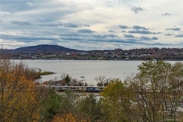 30 Beekman Street 113, Beacon, NY 12508