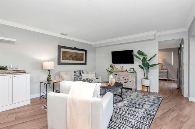 2001 MASSACHUSETTS AVENUE NE, St Petersburg, FL 33703