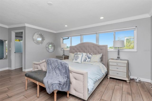 2001 MASSACHUSETTS AVENUE NE, St Petersburg, FL 33703