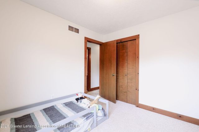 6403 Willow Bend Drive, Lansing, MI 48917