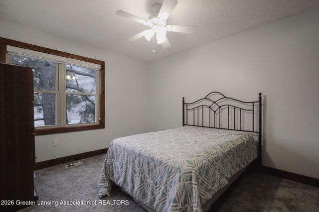 6403 Willow Bend Drive, Lansing, MI 48917