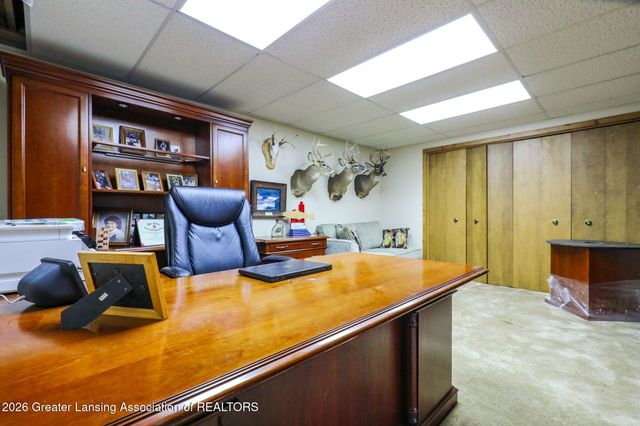 6403 Willow Bend Drive, Lansing, MI 48917