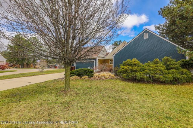 6403 Willow Bend Drive, Lansing, MI 48917