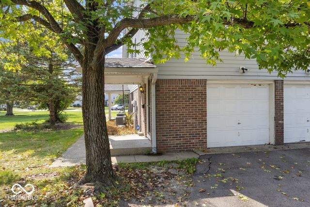 10064 Penrith Drive, Indianapolis, IN 46229