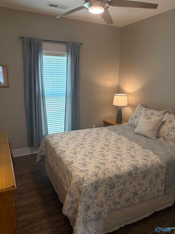 10 Deer Run Road, Guntersville, AL 35976