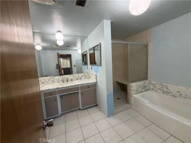 531 N Rossmore 206, Los Angeles, CA 90004