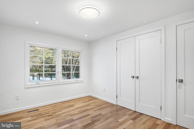 816 UTTERBACK STORE RD, Great Falls, VA 22066