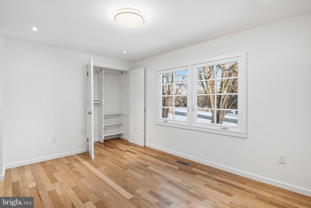 816 UTTERBACK STORE RD, Great Falls, VA 22066