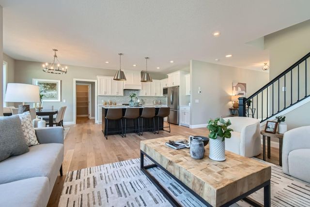 7275 Agate Trail, Inver Grove Heights, MN 55077