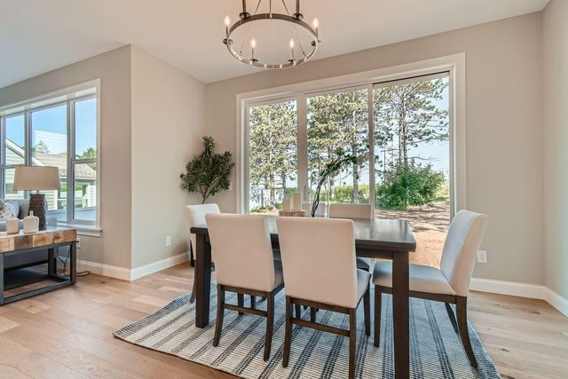 7275 Agate Trail, Inver Grove Heights, MN 55077