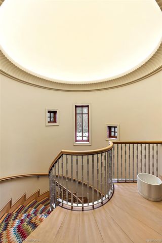 4740 Dow Ridge Road, Orchard Lake Village, MI 48324