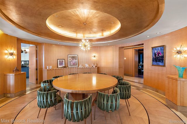 4740 Dow Ridge Road, Orchard Lake Village, MI 48324