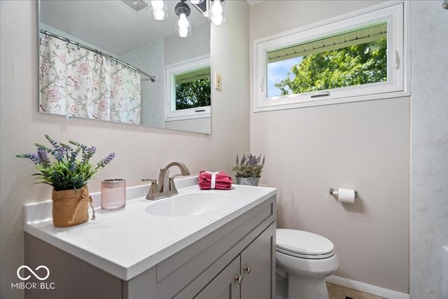 1936 Randall Road, Indianapolis, IN 46240