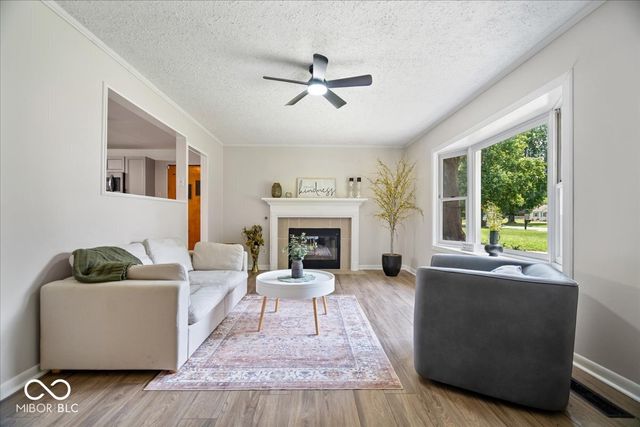 1936 Randall Road, Indianapolis, IN 46240