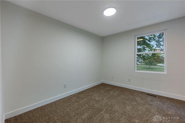 7859 Kingsgate Way, West Chester, OH 45069