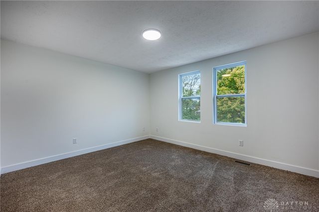 7859 Kingsgate Way, West Chester, OH 45069