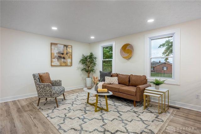 7859 Kingsgate Way, West Chester, OH 45069