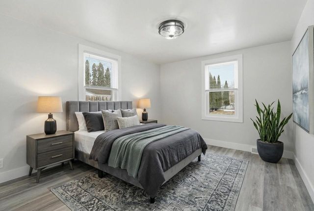 133 W PECKHAM STREET, Neenah, WI 54956