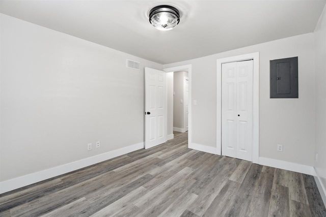 133 W PECKHAM STREET, Neenah, WI 54956