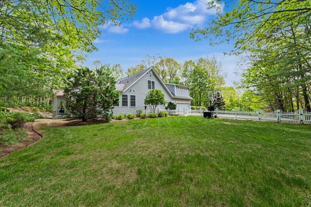 9 Checkerberry Lane, Concord, NH 03301