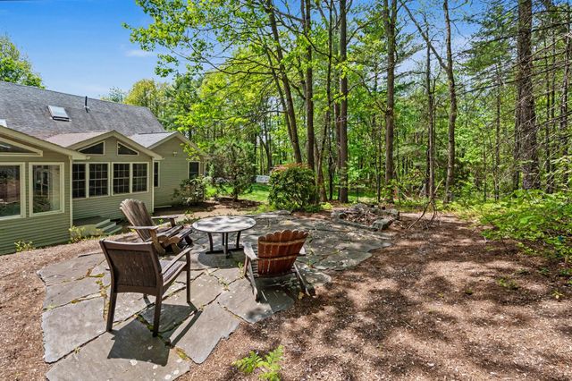 9 Checkerberry Lane, Concord, NH 03301